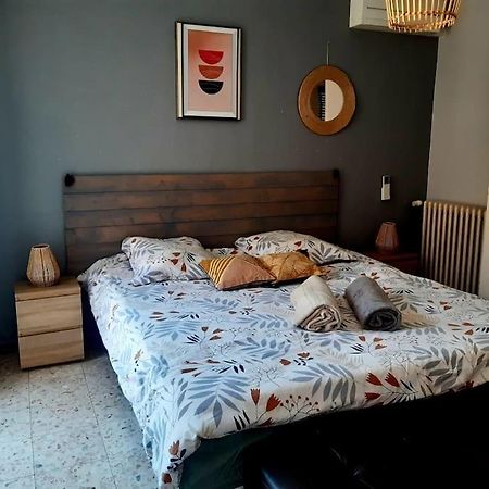 פרפיניין Charmante Maison De Ville Avec Jardin מראה חיצוני תמונה